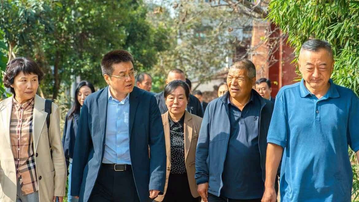 校长刘波带队赴蓝田县后李坪村调研乡村振兴工作